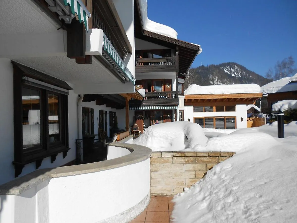 Gaestehaus Weisses Roessl Reit im Winkl Germania